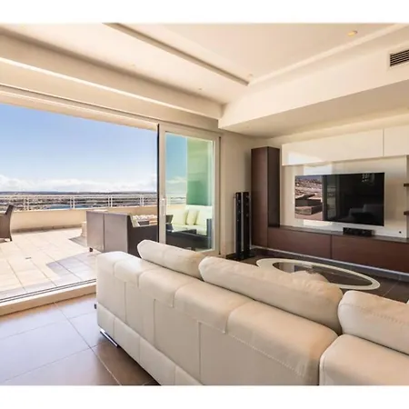 Apartament 3 Mil Penthouse Malta View - Jacuzzi With Gym & Pool By 360 Estates