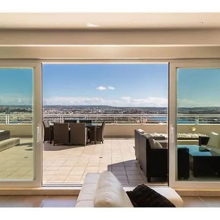 3 Mil Penthouse Malta View - Jacuzzi With Gym & Pool By 360 Estates Apartment Sliema