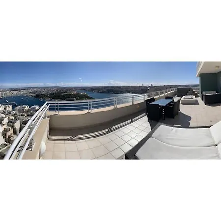 3 Mil Penthouse Malta View - Jacuzzi With Gym & Pool By 360 Estates *
